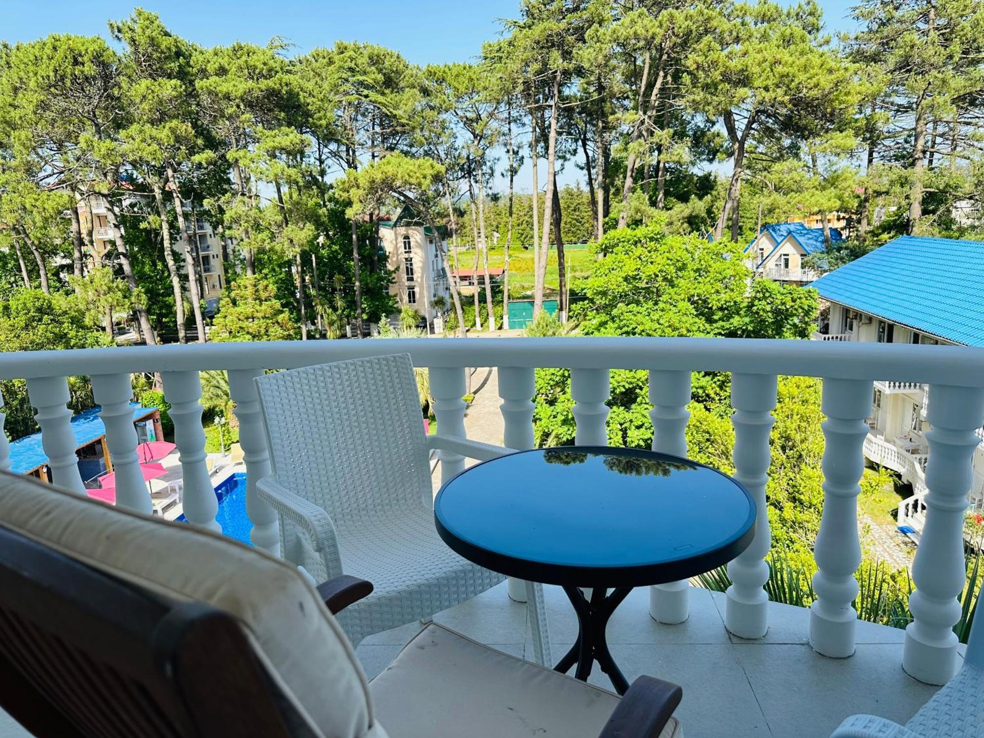 Claude Monet Beach Hotel อูเรคี ภายนอก รูปภาพ