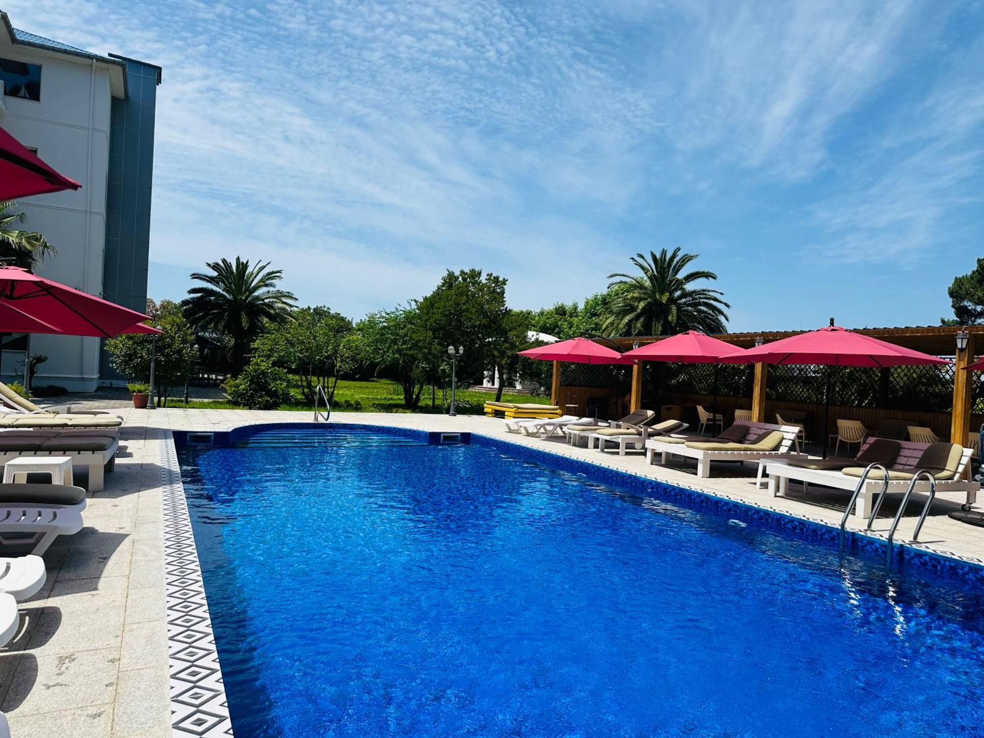 Claude Monet Beach Hotel อูเรคี ภายนอก รูปภาพ