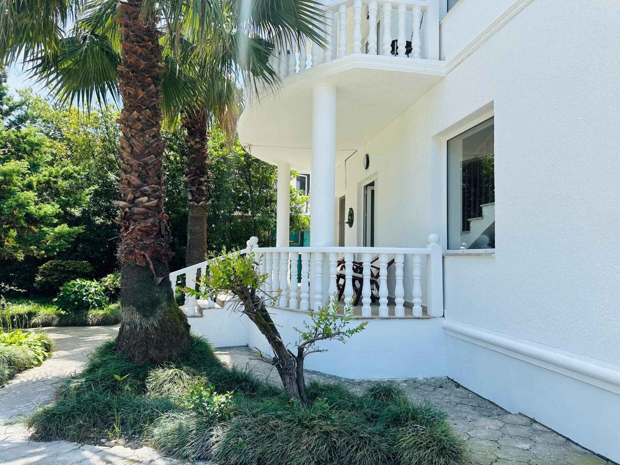 Claude Monet Beach Hotel อูเรคี ภายนอก รูปภาพ