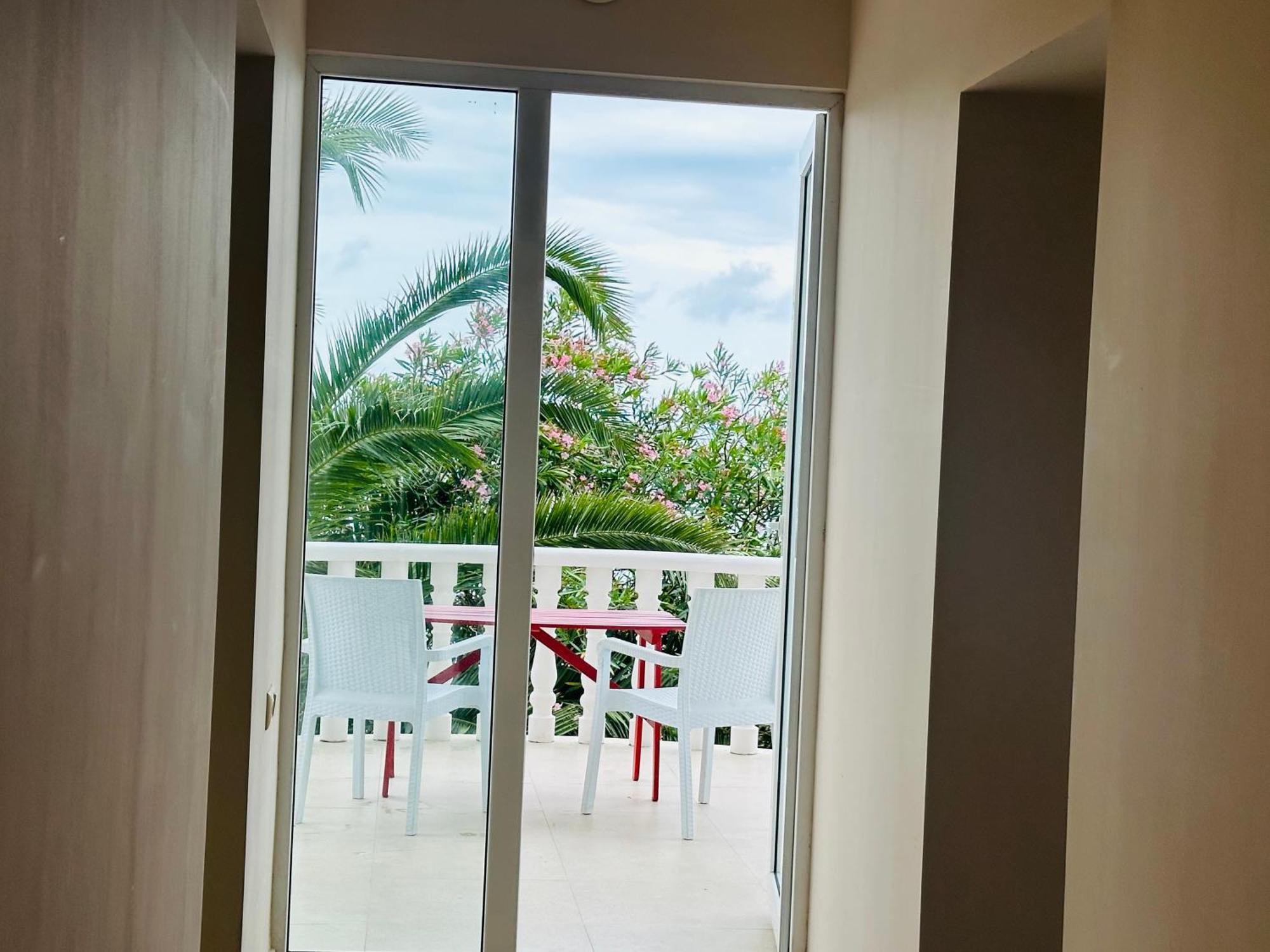 Claude Monet Beach Hotel อูเรคี ภายนอก รูปภาพ
