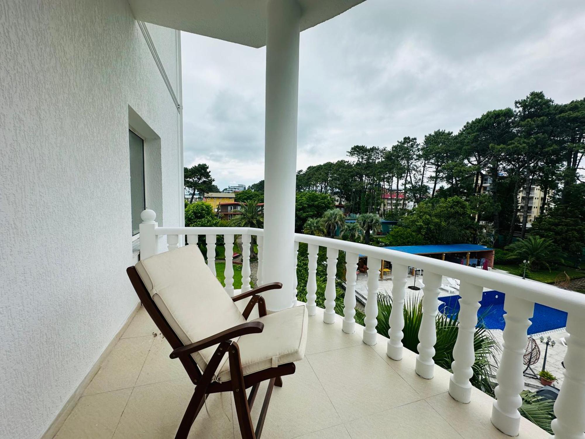 Claude Monet Beach Hotel อูเรคี ภายนอก รูปภาพ