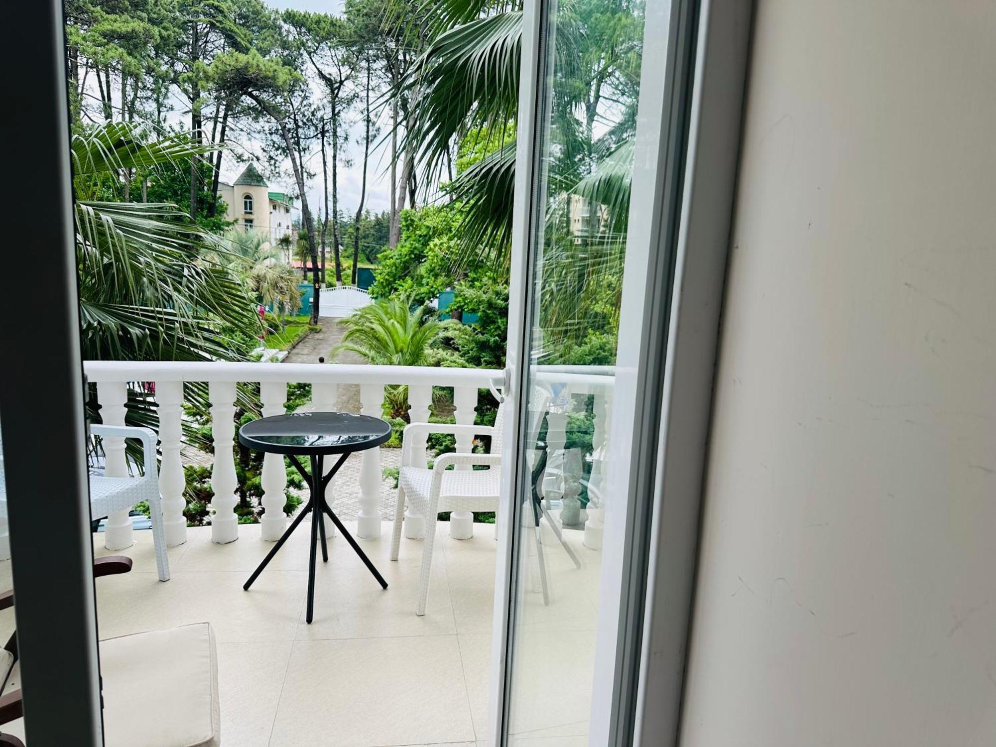 Claude Monet Beach Hotel อูเรคี ภายนอก รูปภาพ